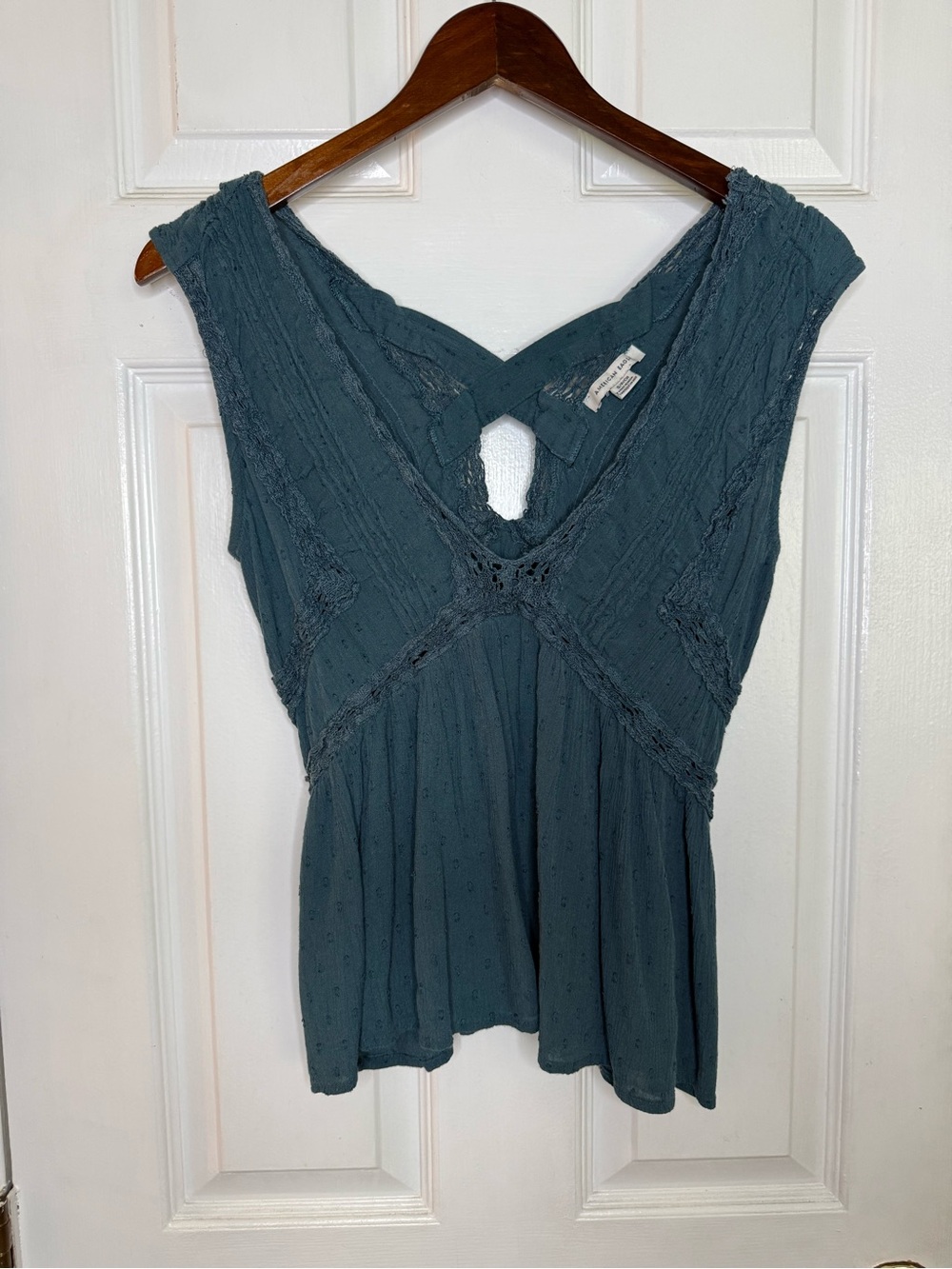 American Eagle Outfitters Lace-Detail Sleeveless Top